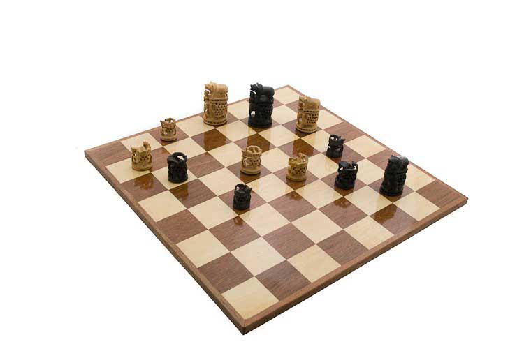 Jeu D'échecs Artisanal En Bois – Plateau Et Pièces – Occasion, 2 Joueurs