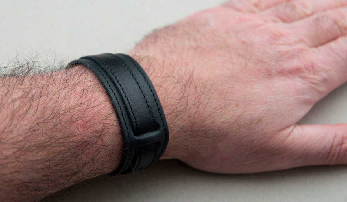 Bracelet de Force en cuir véritable noir style Johnny Deep 25 mm FS1B 26853