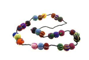 COLLIER EN PERLES DE FEUTRINE PETERANDCLO NEPAL 5471