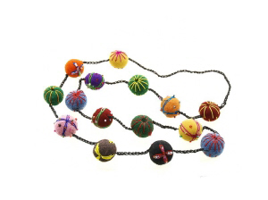 COLLIER EN PERLES DE FEUTRINE PETERANDCLO NEPAL 5481