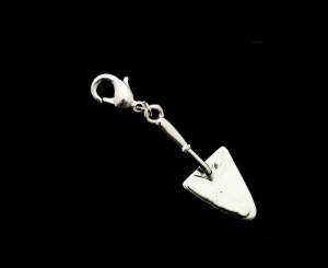 PENDENTIF TRUELLE  BIJOU  FRANC MACONNERIE MACON  1525