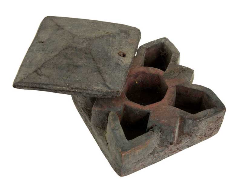 Rani · Boîte tikka ancienne n°91