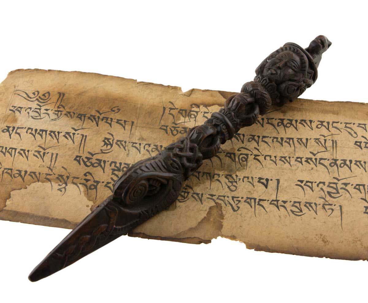 Ancien Phurba Bois Rituel Tantrique Chamanique Phurpa Himalaya Tibet 26619 S1b Ancien Phurba Bois Rituel Tantrique Chamanique Phurpa Himalaya Tibet 26619 S1b