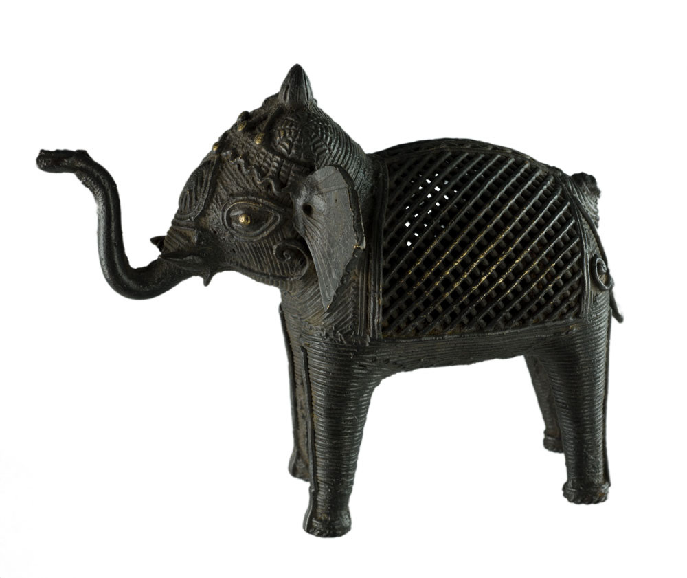 Statuette Ganesh - Figurine Elephant Dieu Hindou argentée sous ombrelle
