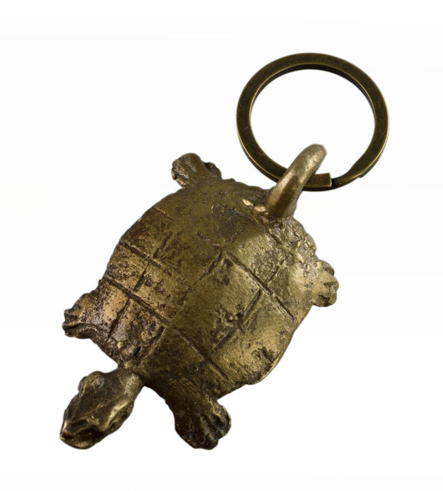 Pendentif tortue africaine Porte-clés en bronze - fabrication artisanale 