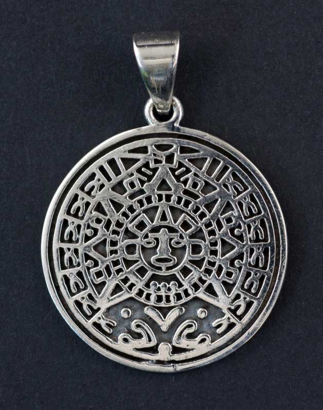PENDENTIF COEUR ARGENTÉ SANS POINÇON DIMENSIONS : 2,5 cm X 2 cm SOLDÉ PETITE GRIFFURE SUR UNE FACE NEUF JAMAIS PORTÉ - Montres & Bijoux