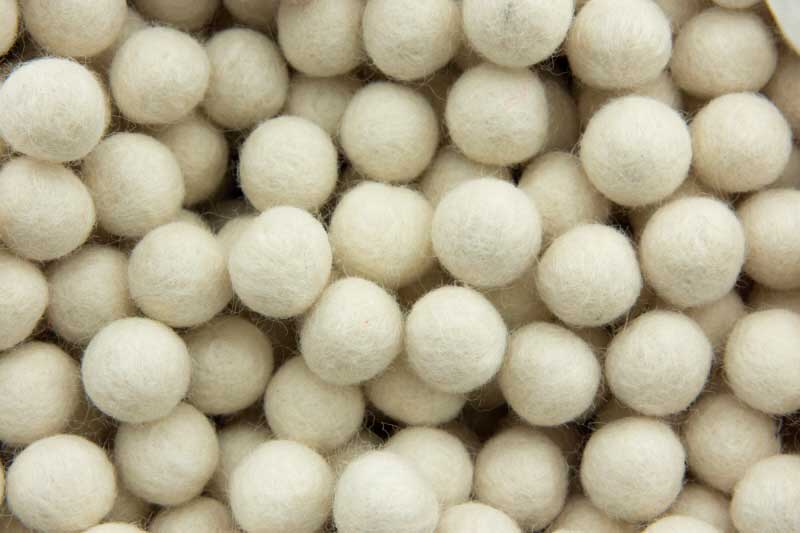 10 Perles Boules de Feutre Feutrine naturelle  Ø 1.5 cm NEPAL W 