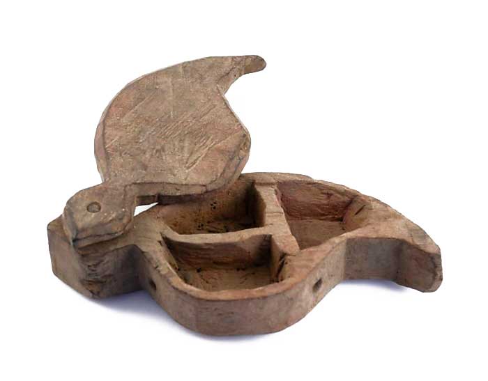 BOITE A EPICES OU TIKKA ANCIENNE EN BOIS ORIGINE INDE ~ Bois D Inde Epice BOITE A EPICES OU TIKKA ANCIENNE EN BOIS ORIGINE INDE ~ Bois D Inde Epice