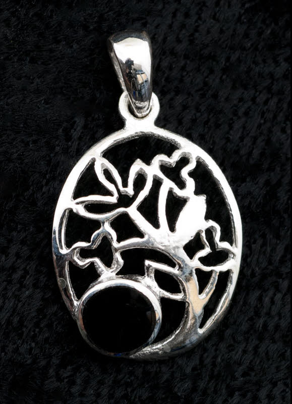 Pendentif rond Onyx noir facetté