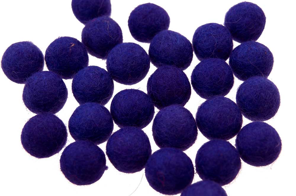 50 Perles Boules De Feutrine Naturelle 1 Cm - Coloris Violet - Népal