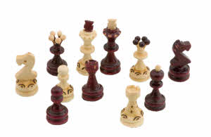 Jeu D'échecs Artisanal En Bois - Plateau Et Pièces - Vintage, Fait Main, Occasion