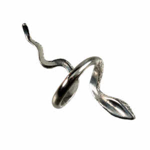 Superbe Ancienne Bague en argent figurant un Serpent T54